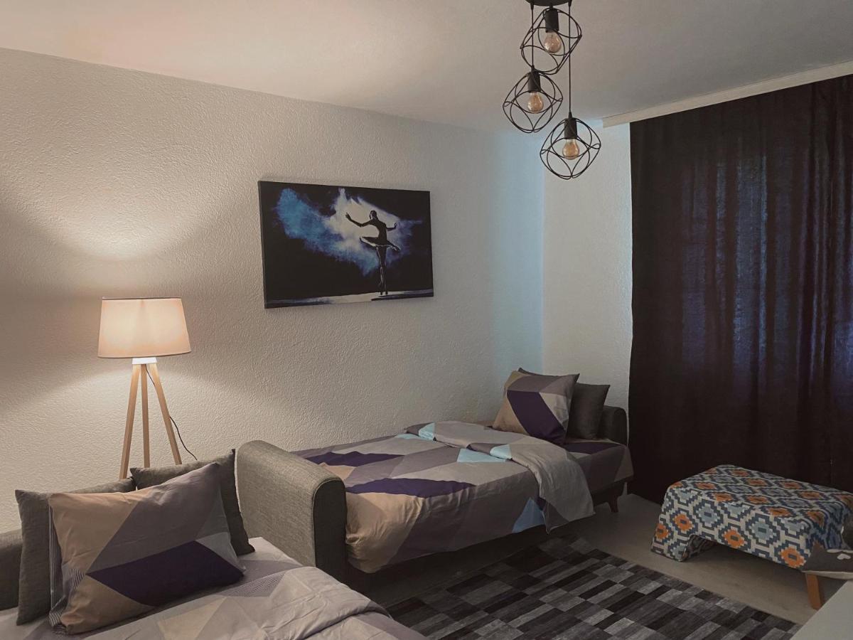 Hotspot Apartments - City Center Pristina Extérieur photo